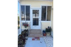 242 Santa Fe Trail, NORTH FORT MYERS, FL 33917 Sold 06/19/24