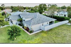 4543 Santiago Ln, Bonita Springs, FL 34134, Sold 04/24/24