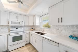 5435 Rattlesnake Hammock Road, NAPLES, FL 34113 Sold 04/16/24