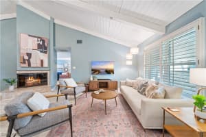 9868 Treasure Cay Ln, Bonita Springs, FL 34135, Sold 04/23/24
