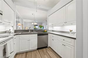 9200 Highland Woods Boulevard, BONITA SPRINGS, FL 34135 Sold 04/30/24