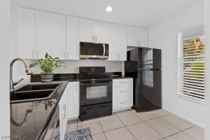 1895 Courtyard Way b 101, Naples, FL 34112, Sold 07/17/24