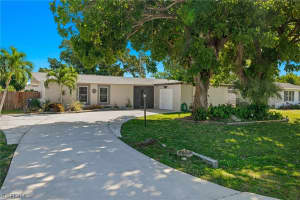2705 18th Place, CAPE CORAL, FL 33904 Sold 06/28/24