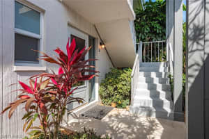 3300 Binnacle Drive, Naples, FL 34103 Sold 11/12/24