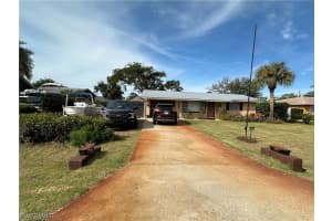 20800 Pine Tree Ln, Estero, FL 33928, Sold 04/01/24