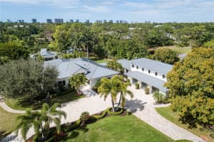 233 Ridge Drive, NAPLES, FL 34108 Sold 04/19/24