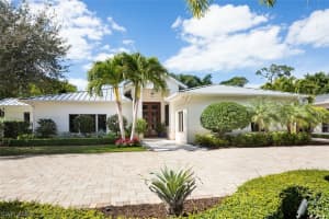 233 Ridge Drive, NAPLES, FL 34108 Sold 04/19/24