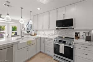 124 Willowick Drive, NAPLES, FL 34110 Sold 11/08/24