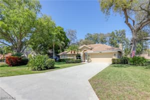 576 Henley Dr, Naples, FL 34104, Sold 06/06/24