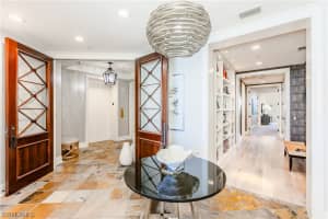 940 Cape Marco Drive, MARCO ISLAND, FL 34145 Sold 04/29/24