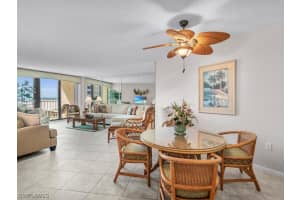 320 Seaview Court, Marco Island, FL 34145 - MLS#224018480