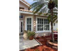 16473 21 Street, PEMBROKE PINES, FL 33028 Sold 05/16/24