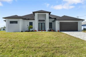 228 22nd Court, Cape Coral, FL 33993 - MLS#224018592