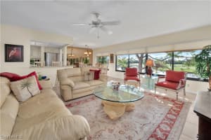 633 Wildwood Lane, NAPLES, FL 34105 Sold 12/09/24