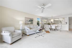 422 Country Hollow Court, NAPLES, FL 34104 Sold 04/19/24