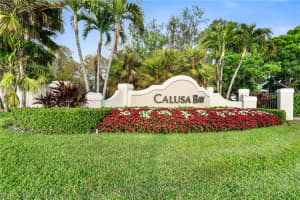 6923 Satinleaf Road, NAPLES, FL 34109 Sold 05/06/24