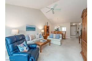 700 Saratoga Circle, NAPLES, FL 34104 Sold 08/01/24