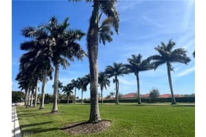 1371 Artesia Drive, NAPLES, FL 34113 Sold 05/11/24