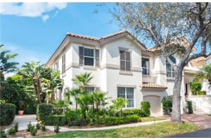 149 Colonade Circle, NAPLES, FL 34103 Sold 10/28/24