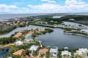 201 San Mateo Drive, BONITA SPRINGS, FL 34134 Sold 07/02/24