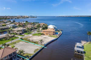 807 Cypress Lake Circle, Fort Myers, FL 33919 Sold 11/26/24