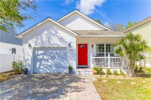 470 Leawood Cir, Naples, FL 34104, Sold 04/17/24