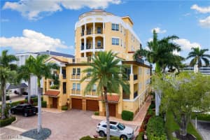 908 Panama Court, MARCO ISLAND, FL 34145 Sold 09/05/25