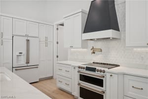 2104 Mission Drive, NAPLES, FL 34109 Sold 05/02/24