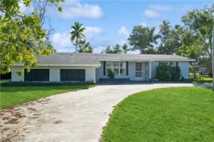 320 Oklahoma Avenue, FORT MYERS, FL 33905 Sold 03/31/25