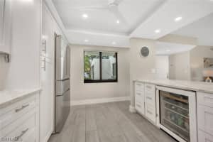 607 Beachwalk Circle, NAPLES, FL 34108 Sold 04/30/24