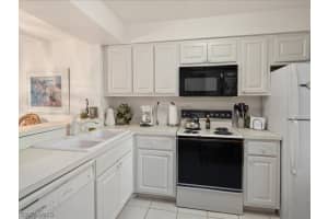 219 Fox Glen Drive, NAPLES, FL 34104 Sold 04/15/24
