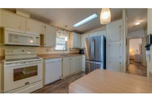329 Sunshine Avenue, NORTH FORT MYERS, FL 33903 Sold 08/30/24