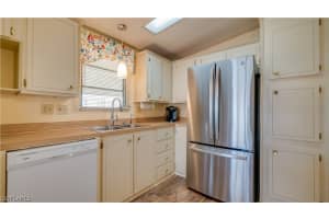 329 Sunshine Avenue, NORTH FORT MYERS, FL 33903 Sold 08/30/24