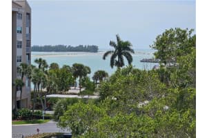 893 Collier Court, Marco Island, FL 34145 Sold 01/16/25