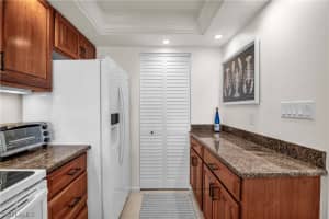 591 Seaview Court, MARCO ISLAND, FL 34145 Sold 07/01/24