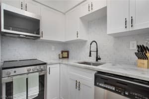 167 N Collier Blvd Unit V9, Marco Island, FL 34145, Sold 06/05/24