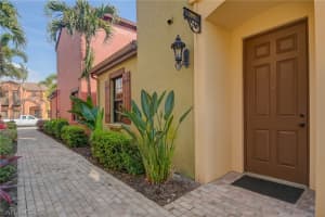 8132 Bibiana Way, FORT MYERS, FL 33912 Sold 11/21/24