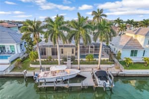 471 Renard Court, MARCO ISLAND, FL 34145 Sold 01/23/25