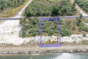 2812 28th Street, Lehigh Acres, FL 33971 - MLS#224022656