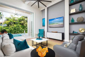 401 Wedge Drive, NAPLES, FL 34103 Sold 10/22/24
