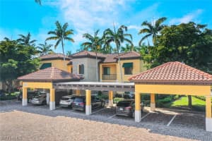 965 Sandpiper Street, NAPLES, FL 34102 Sold 10/30/24