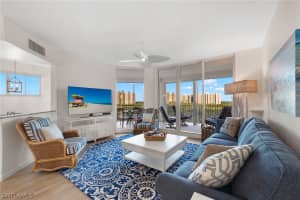 325 Dunes Boulevard, NAPLES, FL 34110 Sold 04/30/24