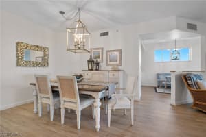325 Dunes Boulevard, NAPLES, FL 34110 Sold 04/30/24