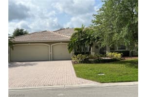 956 Chesapeake Bay Ct, Naples, FL 34120, Sold 04/28/24
