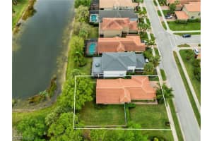 1735 Triangle Palm Terrace, NAPLES, FL 34119 Sold 06/06/24