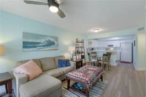 4121 Residence Drive, FORT MYERS, FL 33901 Sold 05/20/24