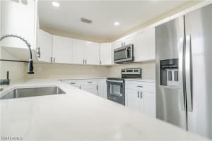 4810 Barcelona Circle, NAPLES, FL 34112 Sold 04/16/24