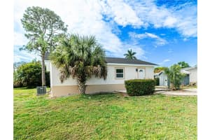 4810 Barcelona Circle, NAPLES, FL 34112 Sold 04/16/24