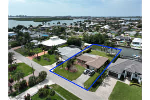 410 San Juan Avenue, NAPLES, FL 34113 Sold 05/29/24
