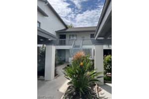 17456 Woodland Trce E, Fort Myers